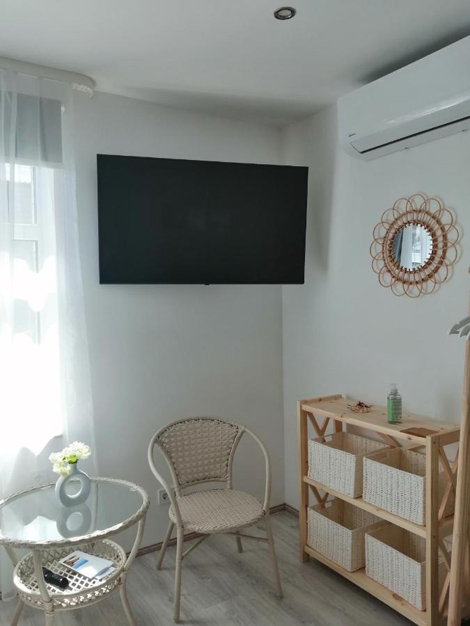Portstreet Apartamenti Liepāja Eksteriør billede